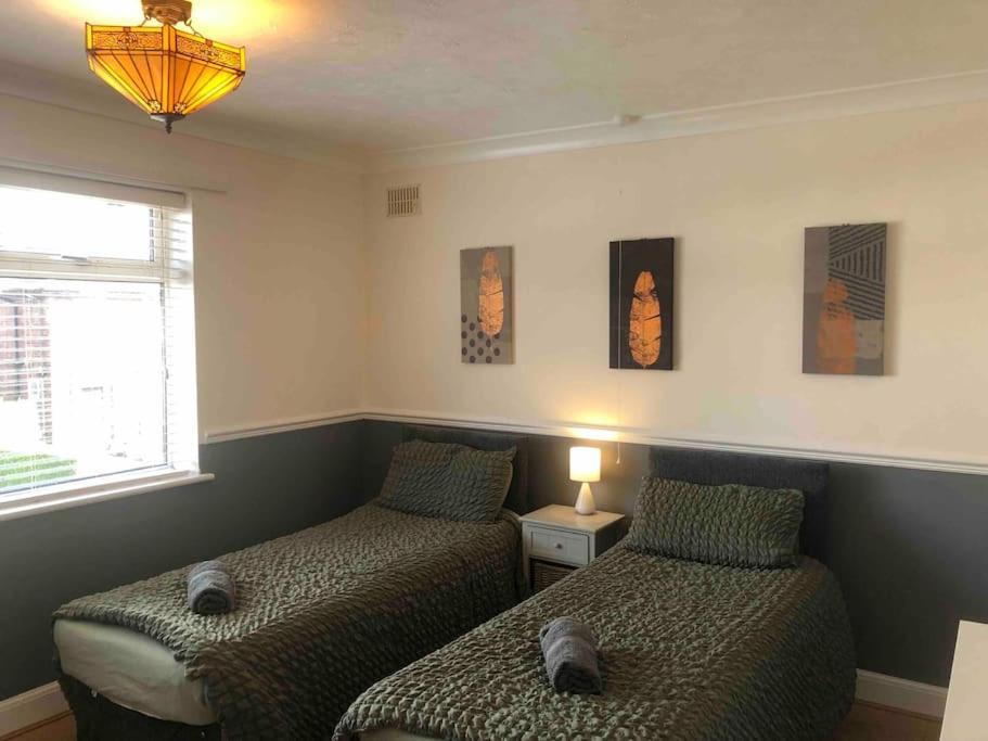 29 Comfort House 2 Bedroom Townhouse With Parking Scunthorpe Ngoại thất bức ảnh