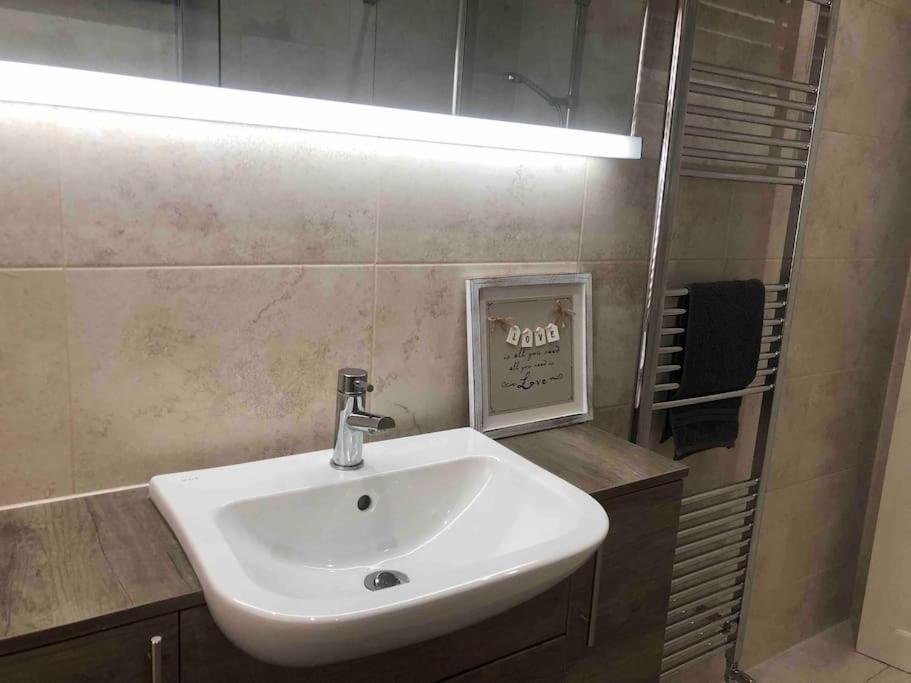 29 Comfort House 2 Bedroom Townhouse With Parking Scunthorpe Ngoại thất bức ảnh